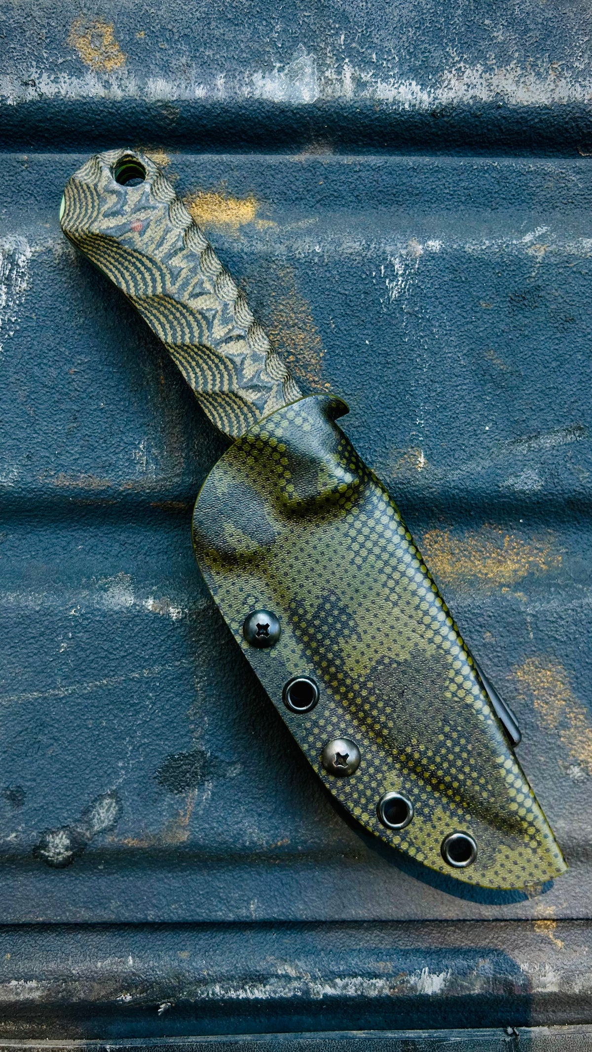 #4 Hunter (Glow Liners)80CrV2r
