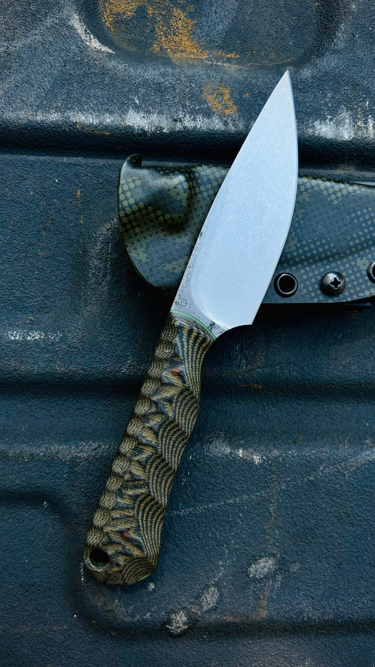 #4 Hunter (Glow Liners)80CrV2r